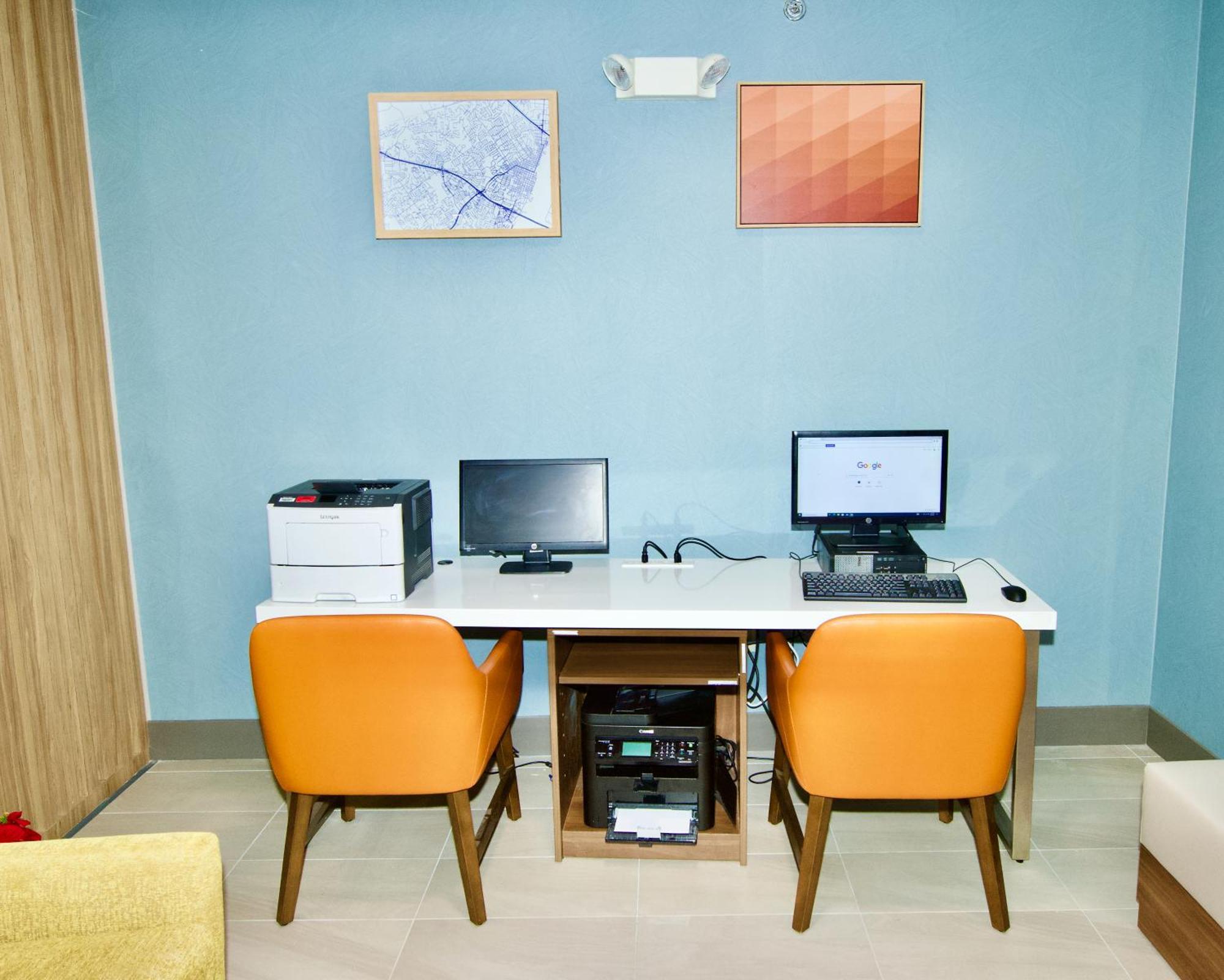 Holiday Inn Express Hotel & Suites St. Charles By Ihg Saint Charles Dış mekan fotoğraf