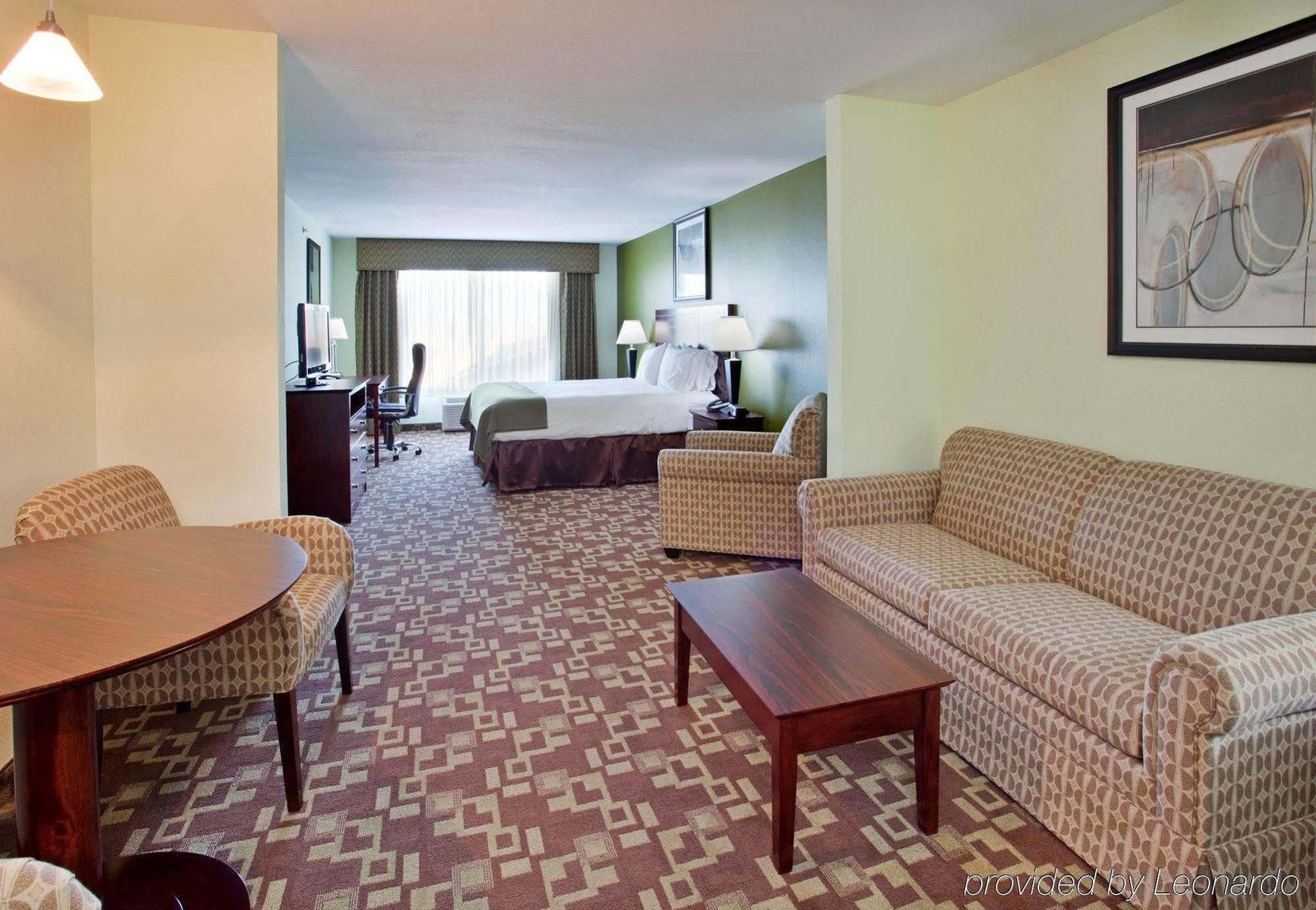 Holiday Inn Express Hotel & Suites St. Charles By Ihg Saint Charles Oda fotoğraf